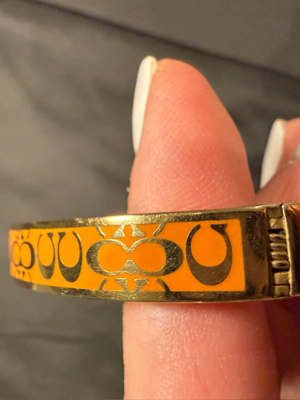 Coach Orange Enamel Signature C Hinged Bangle Bracelet Gold Tone - Picture 9 of 16